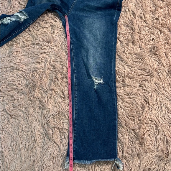 Flying Monkey Crop Distressed High Rise Denim - Picture 12 of 12